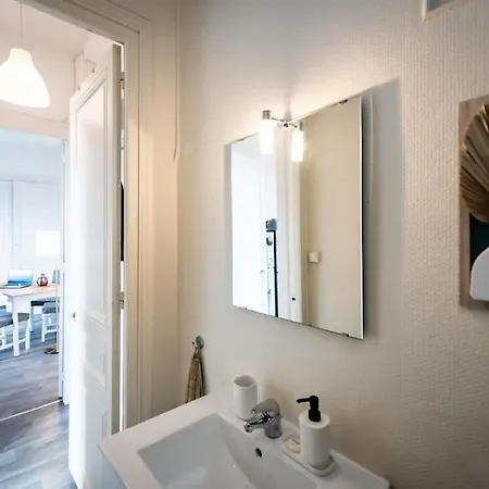 Au Pied De La Gare - Hyper Centre Apartment